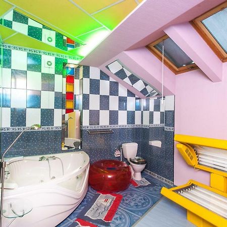 Apartment With Jacuzzi In Old Town Kaunas Exterior foto